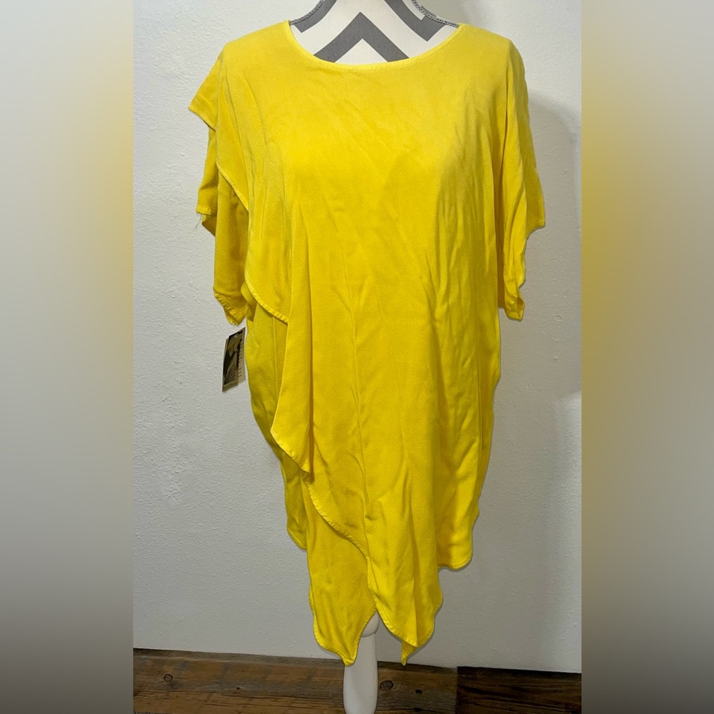 Yellow Asymmetrical Flowy Tunic with Short Sleeves